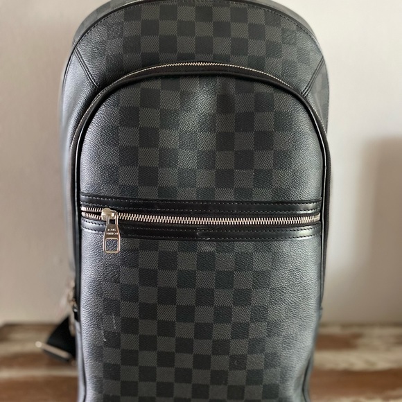 Louis Vuitton laptop/backpack bag.  Like new, rarely used. - Picture 3 of 8